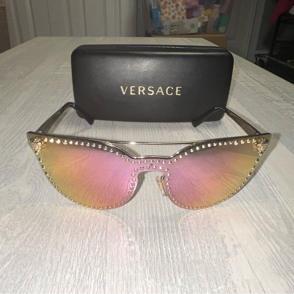 VERSACE sunglasses